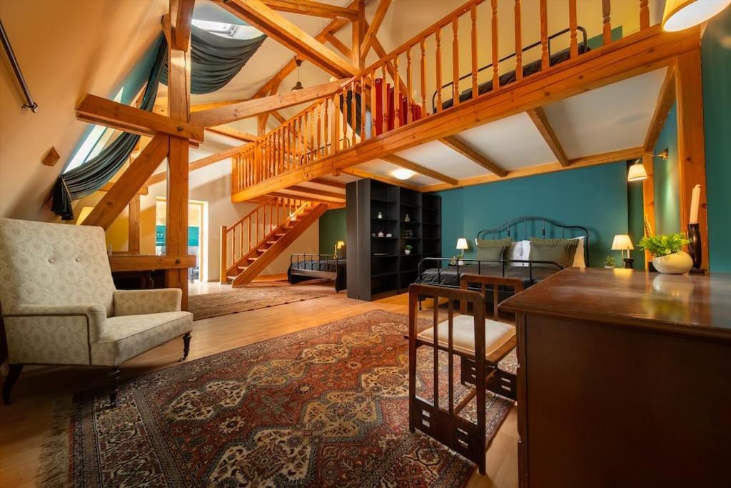Chateau Charme - Centre Apartmán